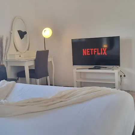 Charming With View * 암스테르담